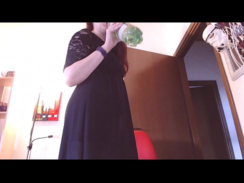 ❤️ Submetiĝema sklavo, kiu amas malpurajn kaj bongustajn kalsonojn, estas devigita masturbi post rigardado de ĉi tiu video! ❤❌ Seksofilmeto ĉe ni ☑
