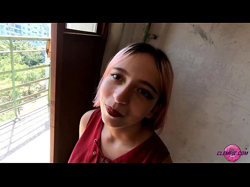 ❤️ Studenta Sensuĉa Suĉas Fremdulon en la Dezerto - Cum Sur Lia Vizaĝo ❤❌ Seksofilmeto ĉe ni ☑